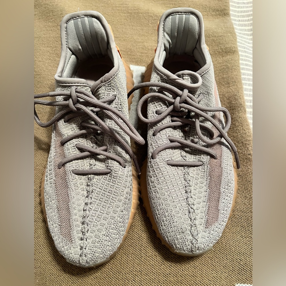 Adidas Yeezy Boost 350 V2